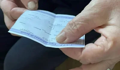 Lovitură pentru acești pensionari! Pensia care scade în 2026. Vezi cine sunt românii care primesc mai puțini bani