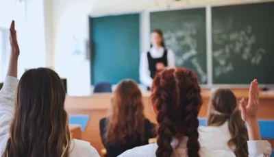 Banii intră pe card pe 20 februarie! Vestea momentului pentru mii de elevi. Iată sumele exacte după noul calcul oficial