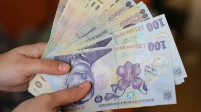 Bani în plus pentru acești români! Cine sunt pensionarii care primesc 1.000 de lei de Paște și de Crăciun