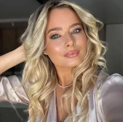Laura Cosoi, în lacrimi! Telefonul care i-a distrus viața: „Lumea mea s-a rupt în două”