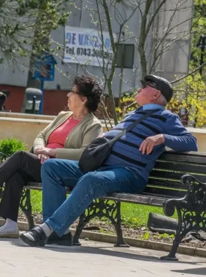 Bani în plus pentru 4 milioane de români! Pensiile cresc cu 360 de lei și dispar taxele. Anunțul oficial al Ministerului